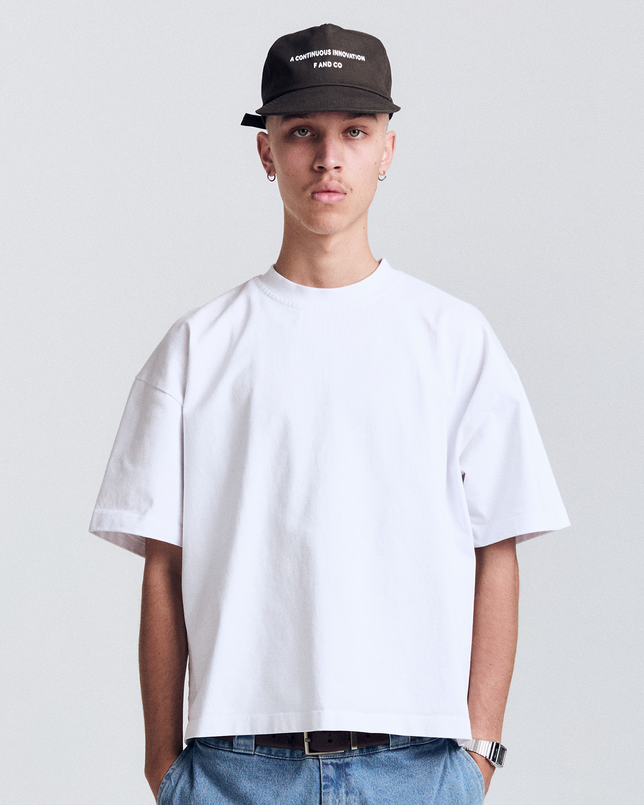 Innovation Cap - Wide Brim 5 Panel - Off Black