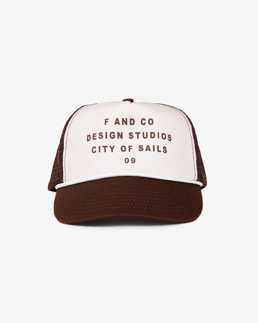 09 Cap - Ball Trucker - Off White/Brown