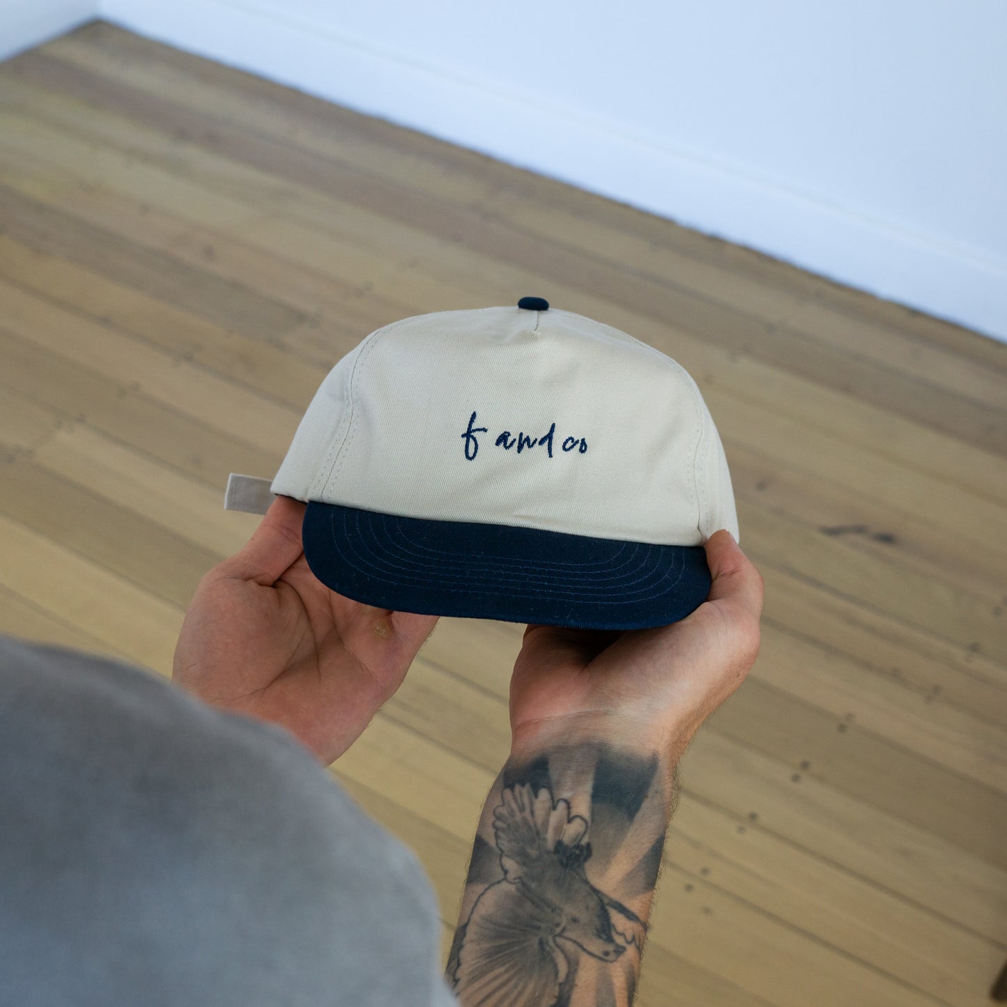 Minimal Two Tone Cap - Off White/Navy