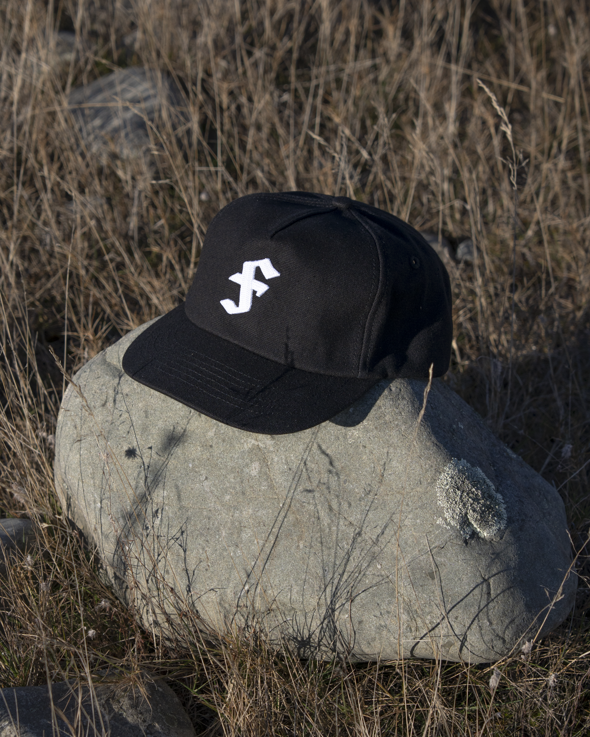 Winter F Cap - Short Brim 5 Panel - Black