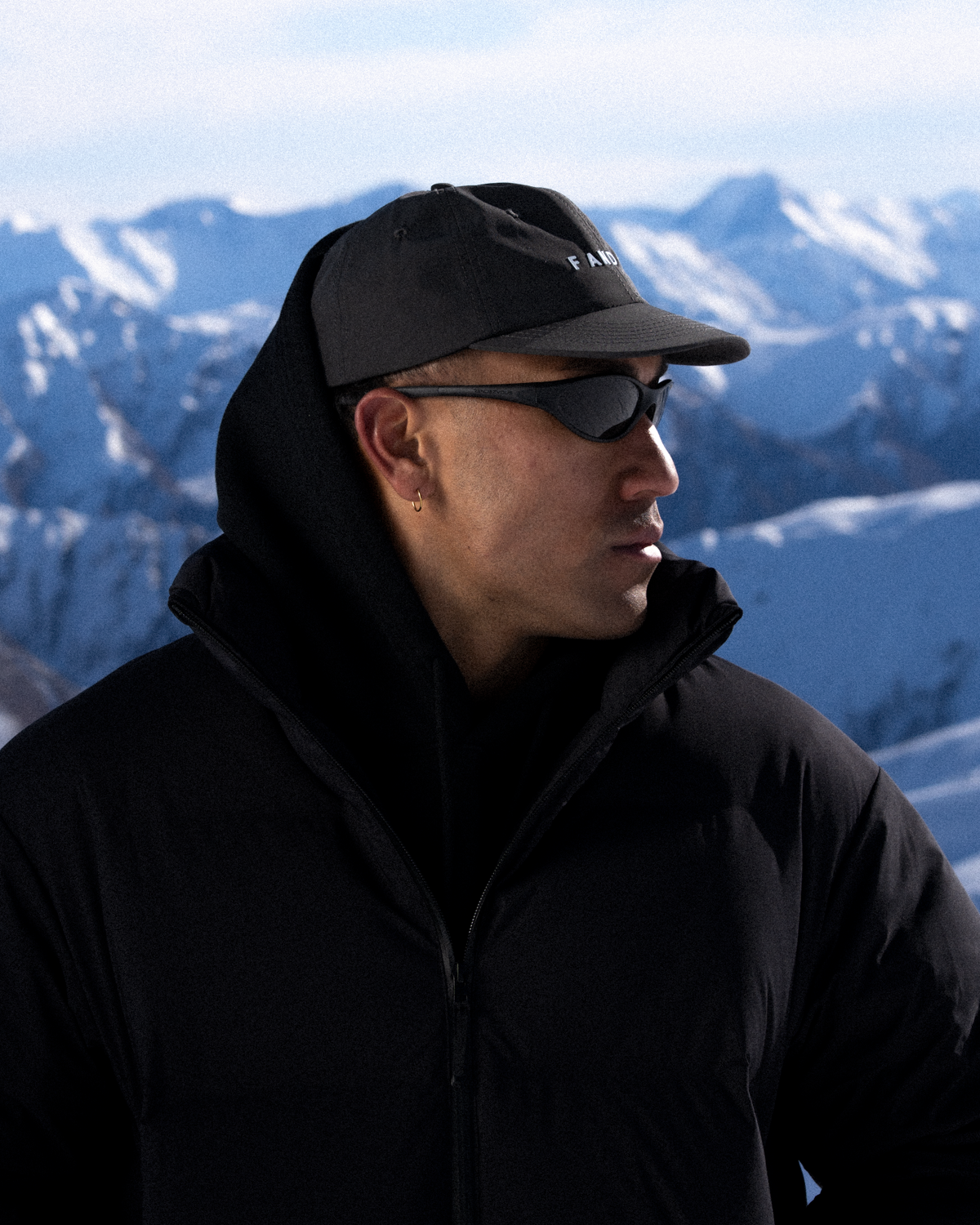 Active Cap - Short Brim 6 Panel - Charcoal
